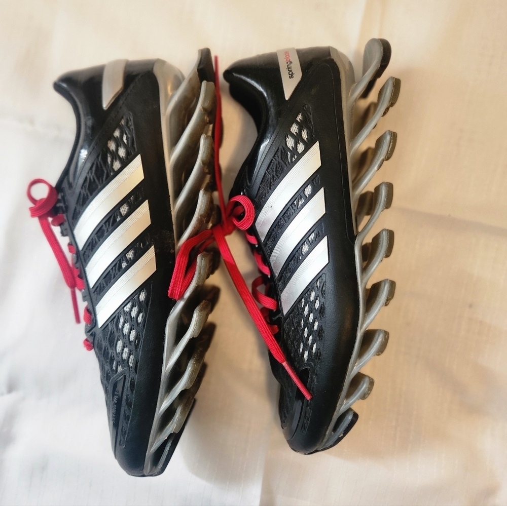 Men's Adidas Springblade Sneakers Size 6 - Picture 2 of 8